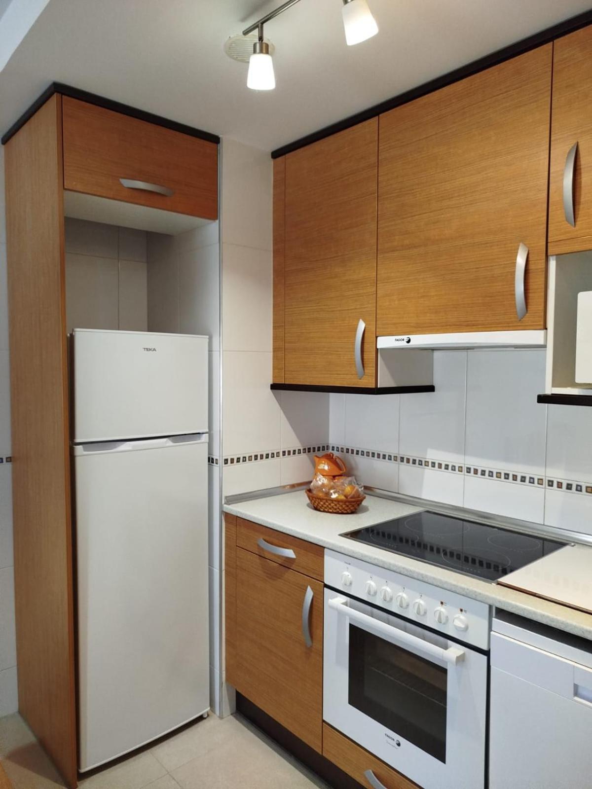 Acogedor Apartamento En Huesca Exterior photo